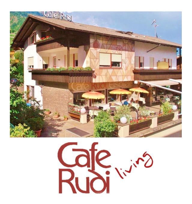 Cafe Rudi Living Bed & Breakfast Parcines Exterior foto
